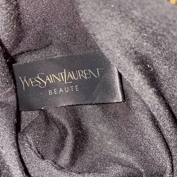 YSL Beauty Fusha Front Zipper Patent Cosmetic Makeup Pouch EUC - Picture 10 of 11